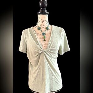 NWT- a new day Linen blend size M short sleeve shirt